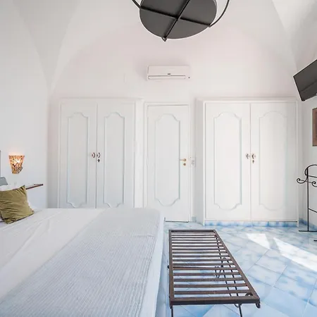 Villa Zaffiro By Elite Villas *